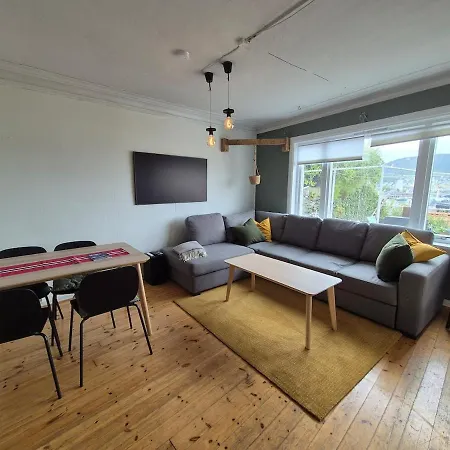 2-roms Med Spektakulaer Utsikt Og Privat Hage * ברגן