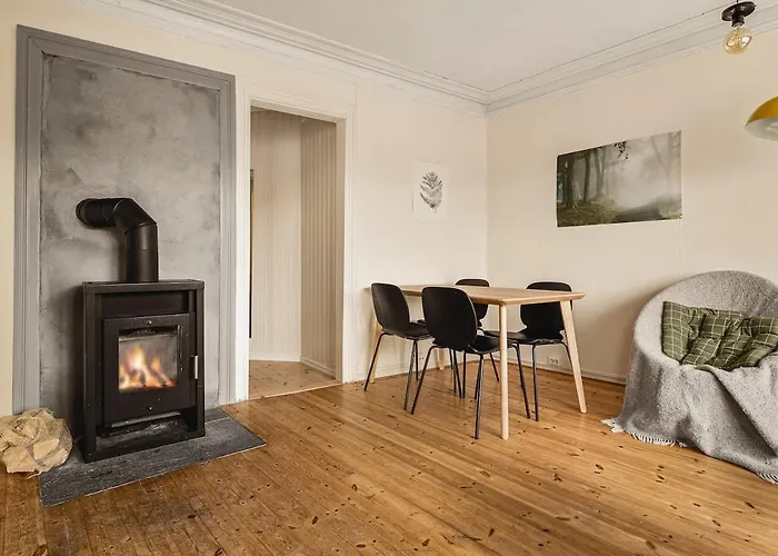 2-roms Med Spektakulaer Utsikt Og Privat Hage